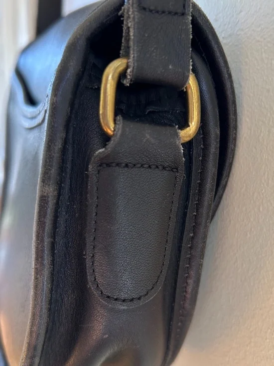 Vintage Black Leather Coach Bag - Picture 6 of 11